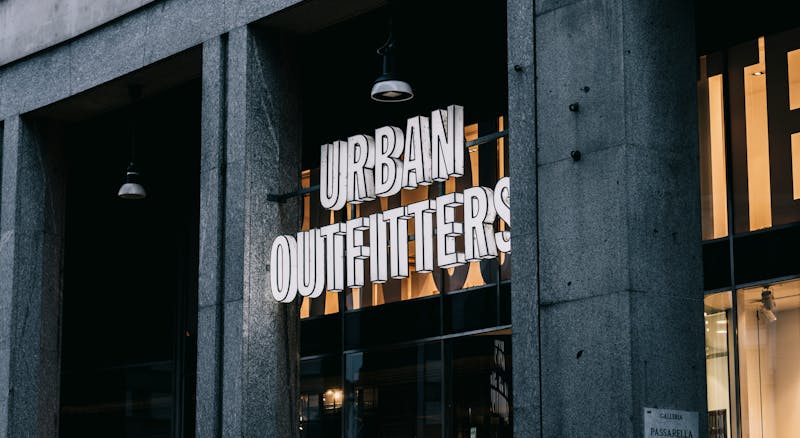 sponsors-handling-anchor-tenants-leaving